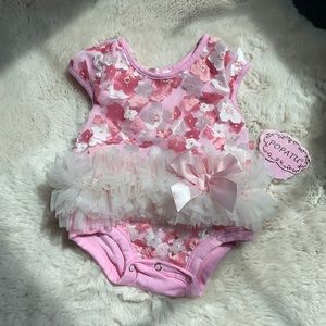 Popatu tutu onesie